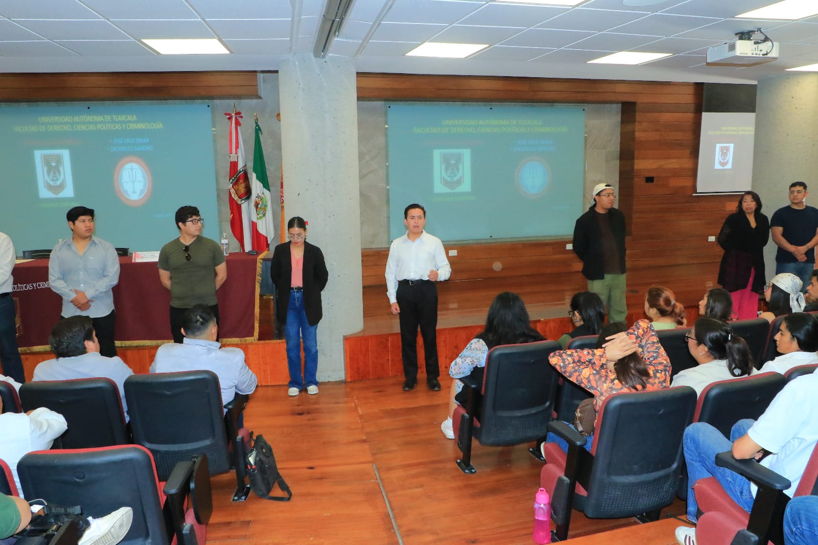 Derecho UATx Inició la 9ª edición de su  curso-taller de oralidad